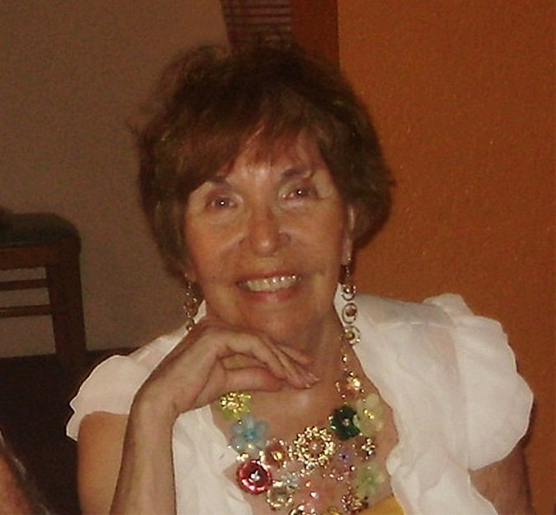 Delia Mandes